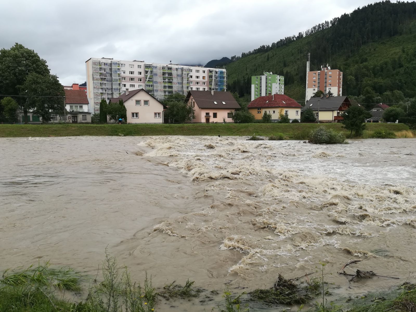 Povodňová situácia na Slovensku 26.11. k 8.00 hod.