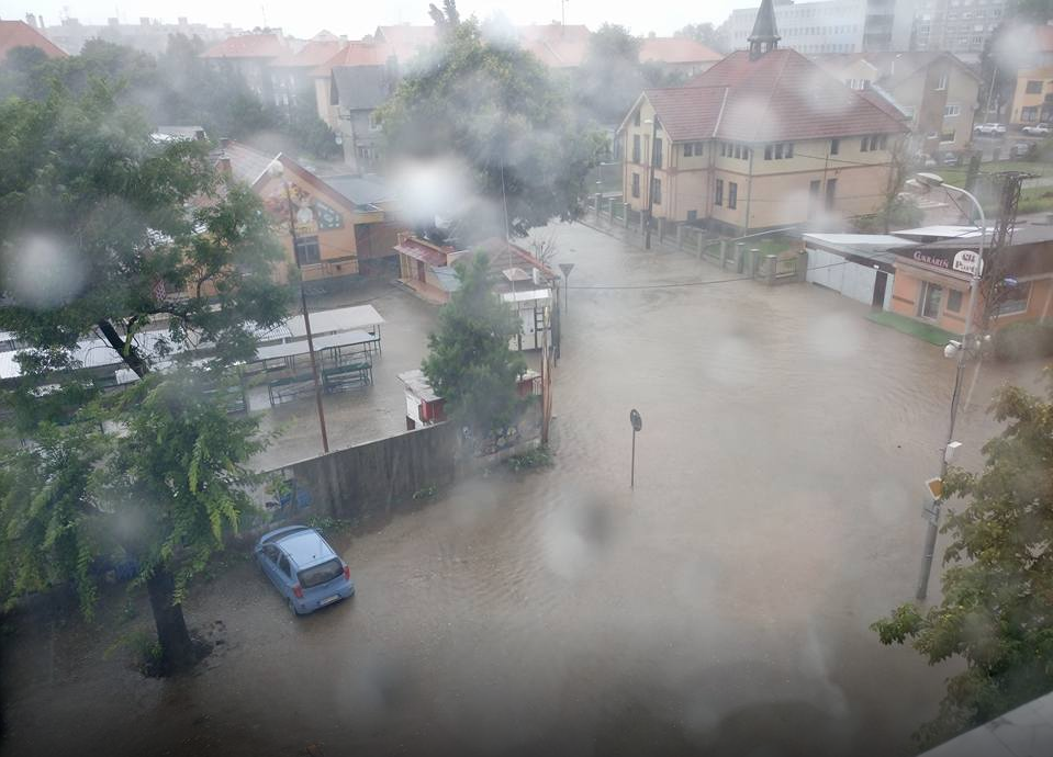 Intenzívne zrážky vo štvrtok a v piatok