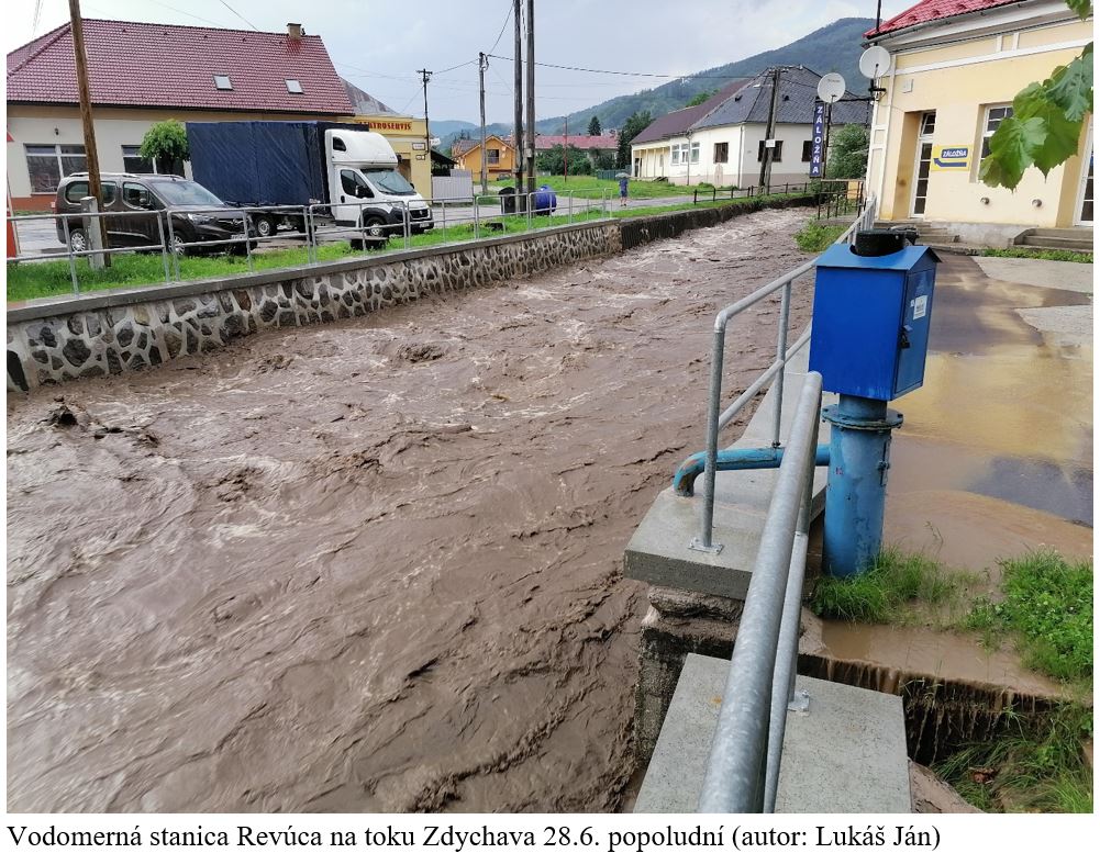 Extrémna búrka a prívalová povodeň na Muránskej planine