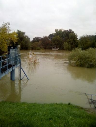 Mimoriadne správy o povodniach v októbri 2020